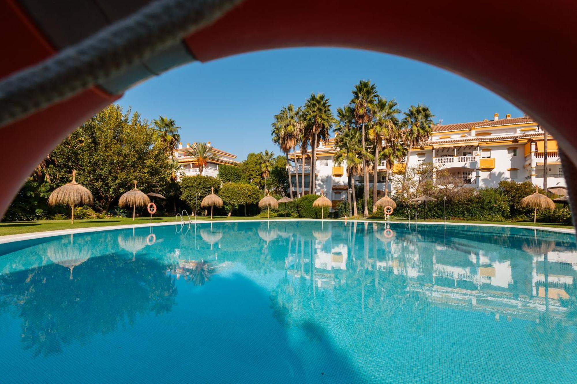 Ground Floor Holiday Apartment With Terrace And Pool In Puerto Banus, Μαρμπέλλα Εξωτερικό φωτογραφία
